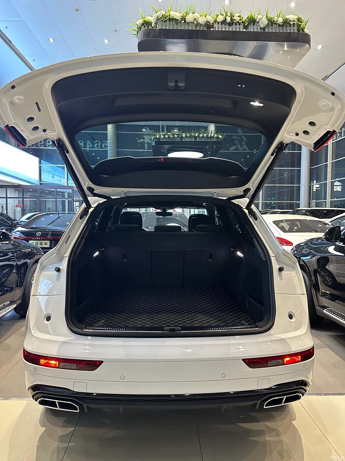 Audi Q5L, 2024 18
