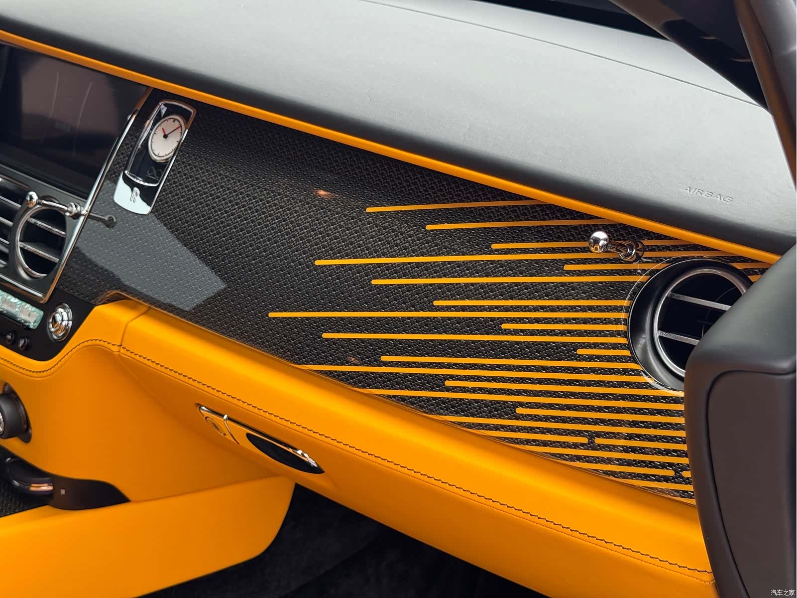 Rolls-Royce Wraith, 2022 12