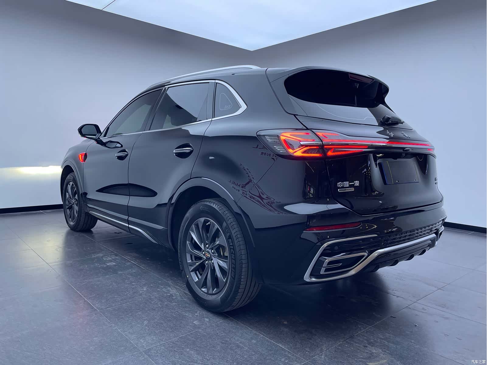 Hongqi HS5, 2023 6