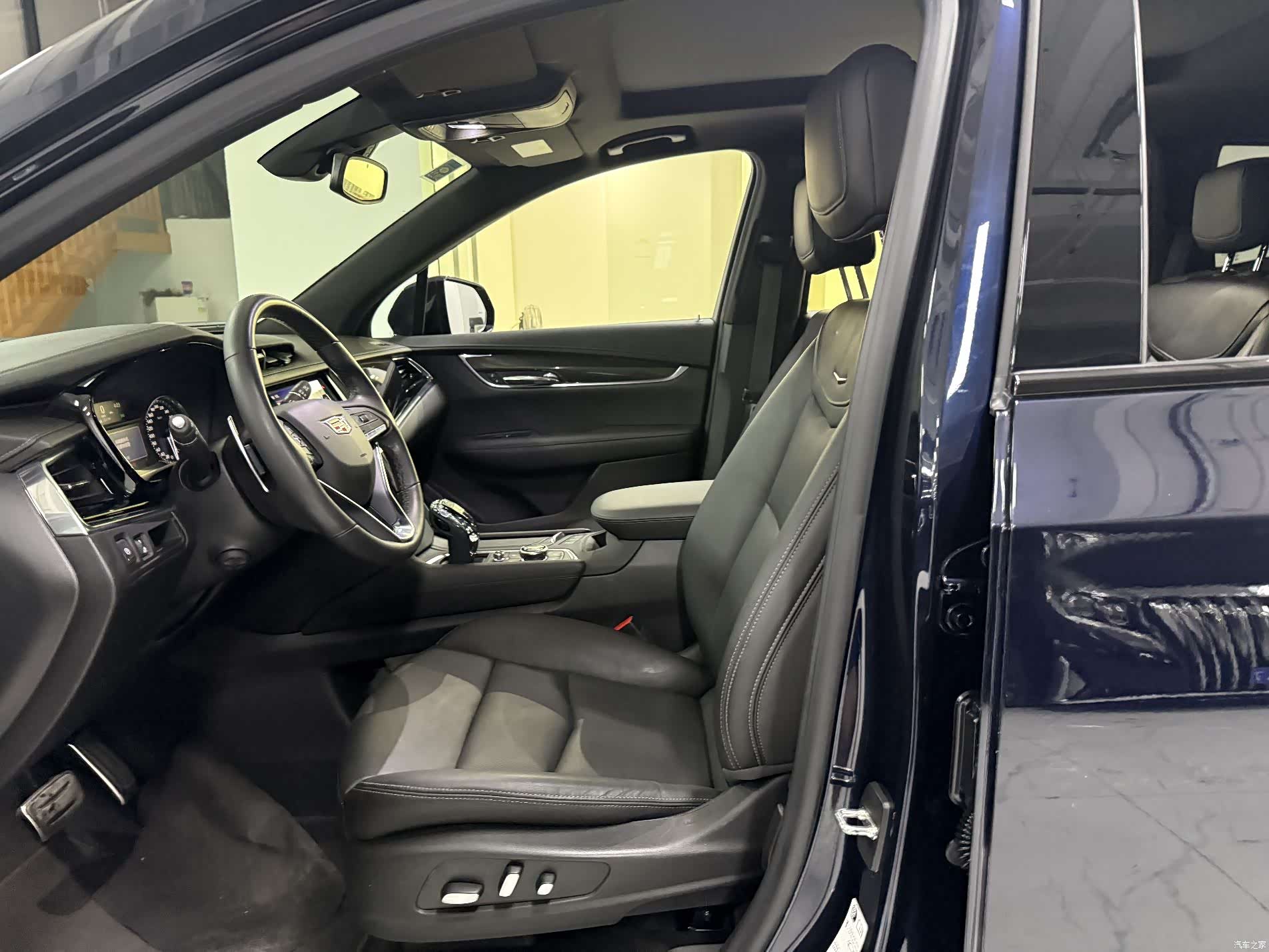 Cadillac XT6, 2020 11