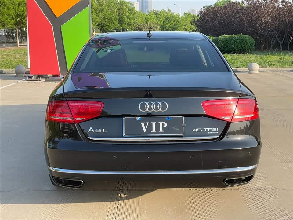 Audi A8 Audi A8