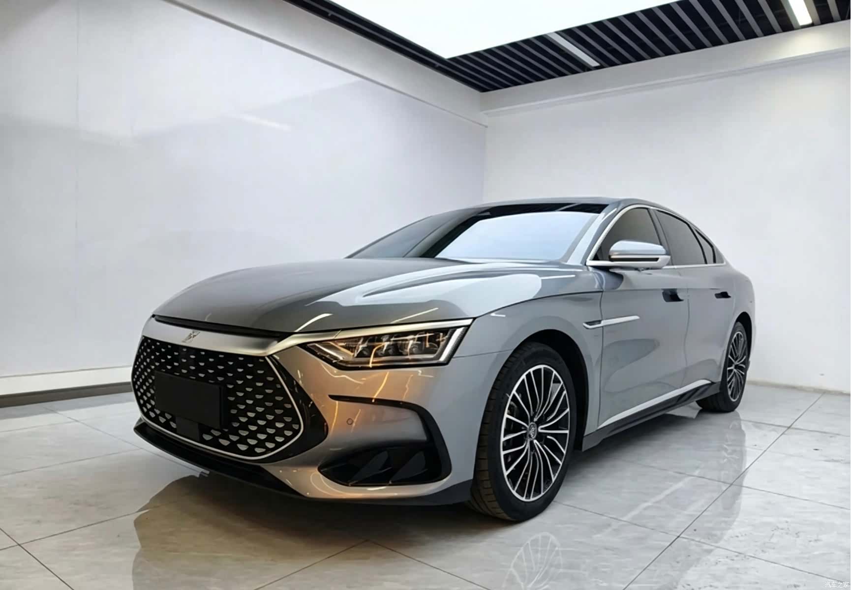 BYD Han, 2022 1