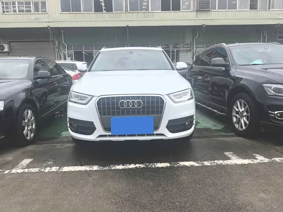 Audi Q3