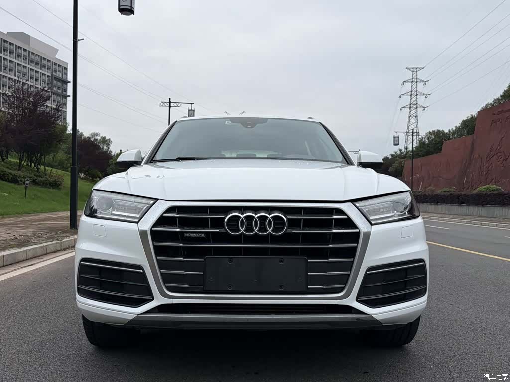Audi Q5L, 2020 2