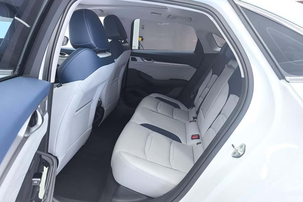 Geely Preface, 2020 11