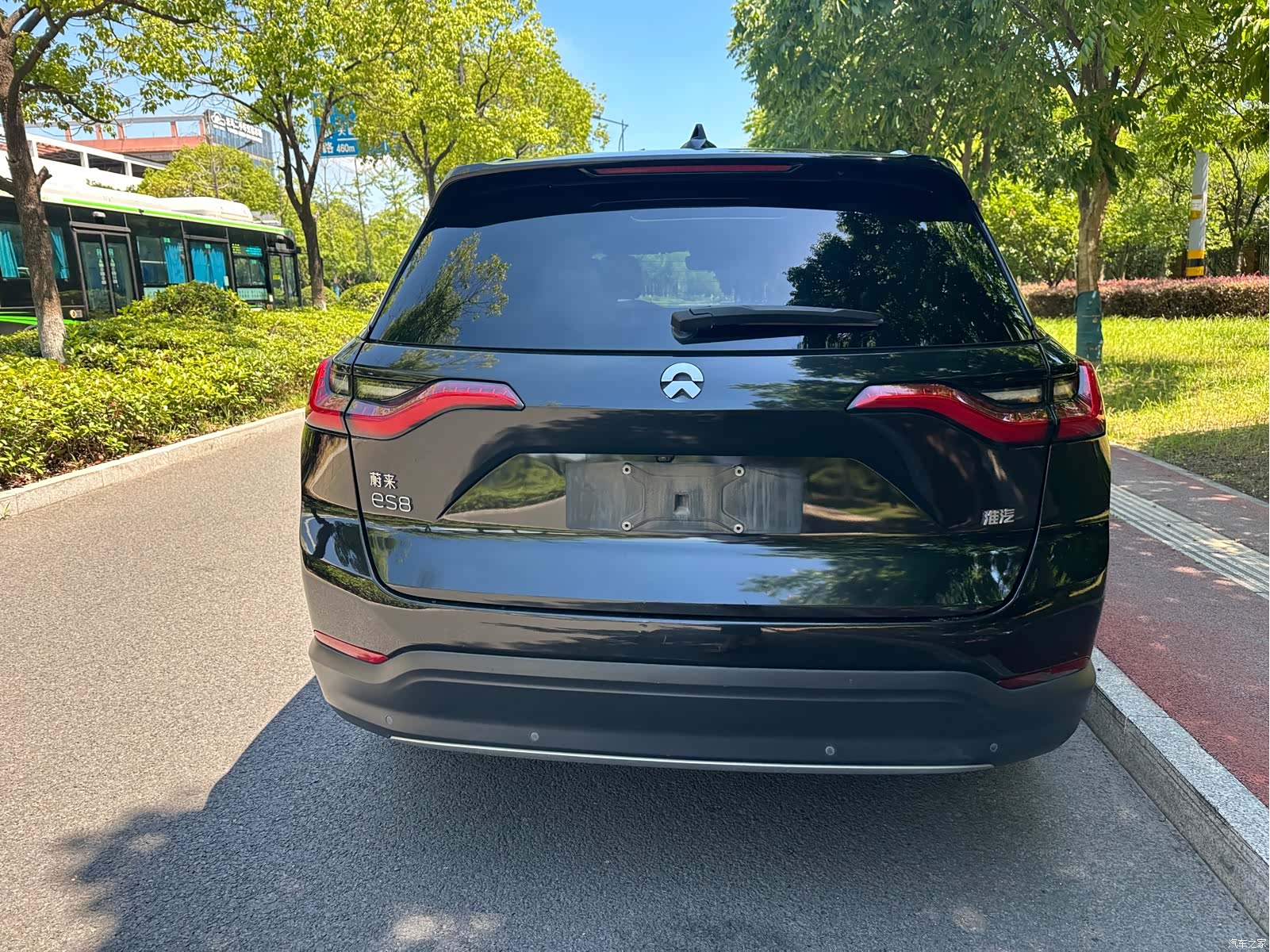 NIO ES8, 2019 11