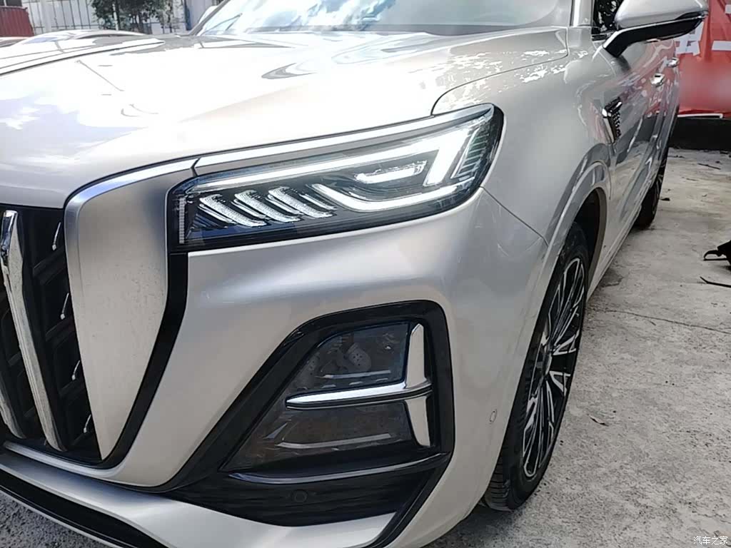 Hongqi HS5, 2023 24