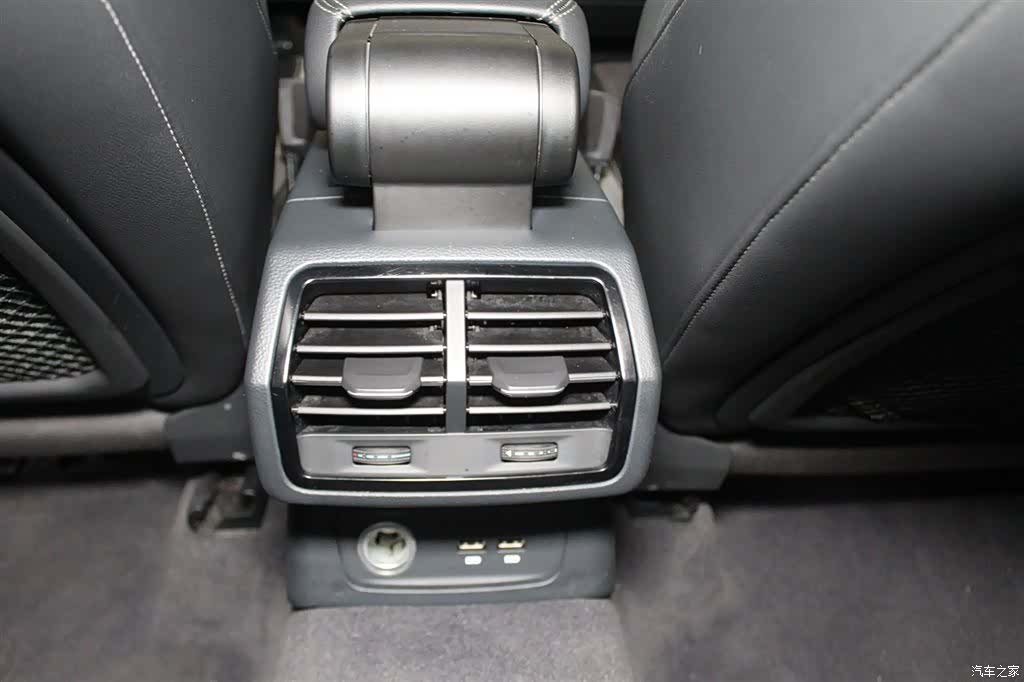 Audi Q3, 2019 11