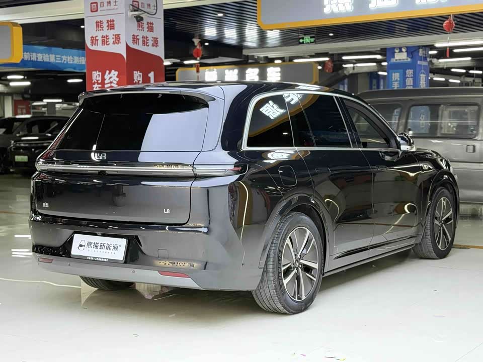 Li Auto Ideal L8