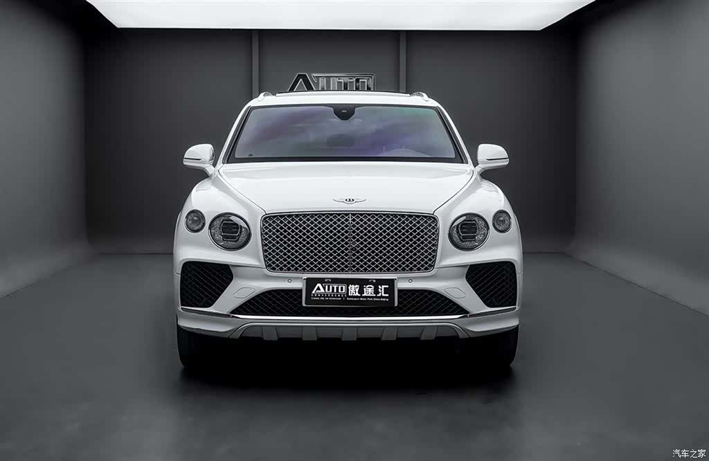 Bentley Bentayga, 2020 2