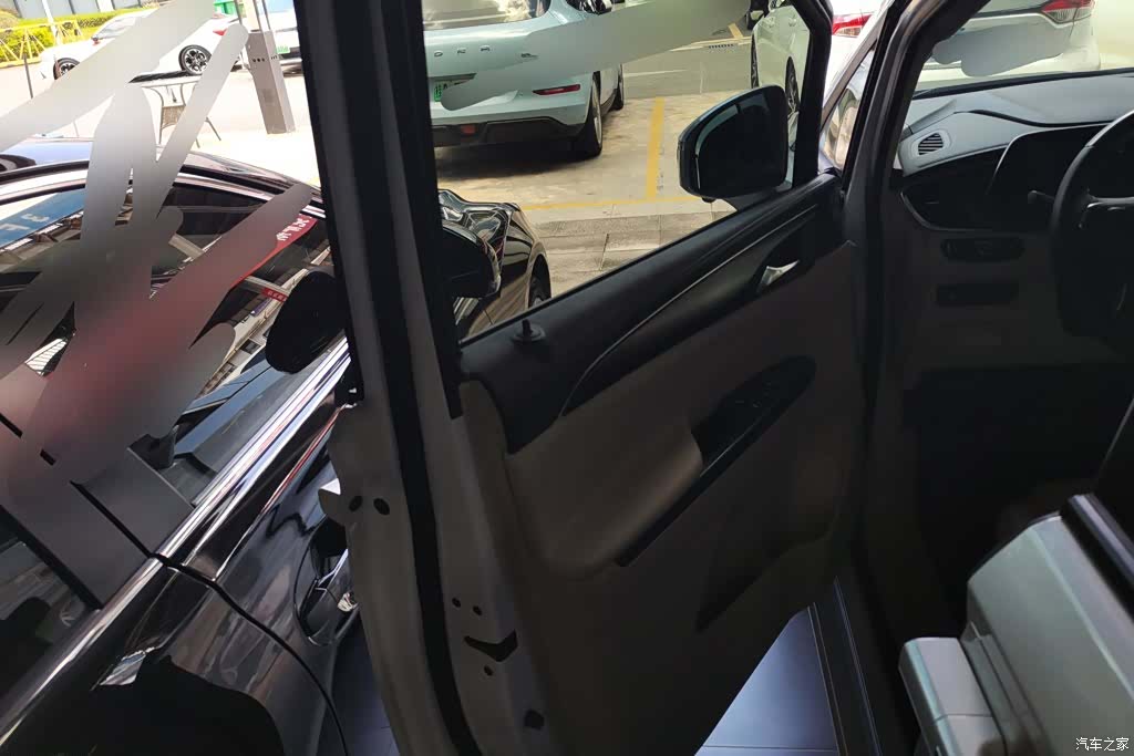 Buick GL8, 2022 7