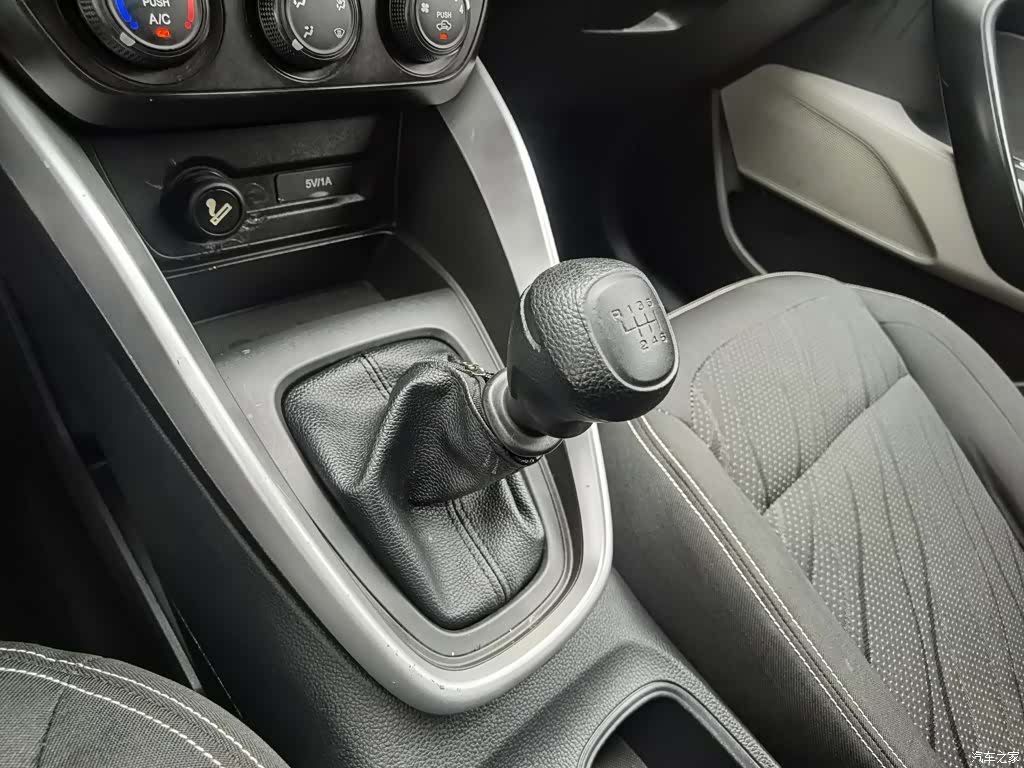 Wuling 510, 2019 13