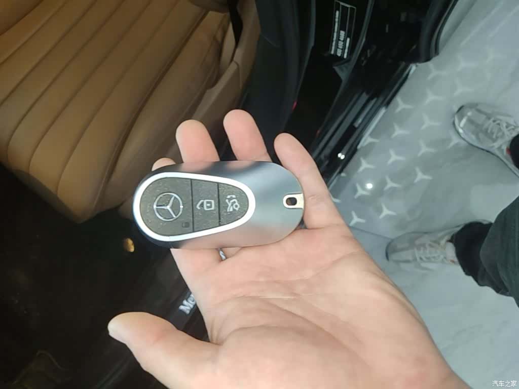 Mercedes-Benz E-Class, 2025 9