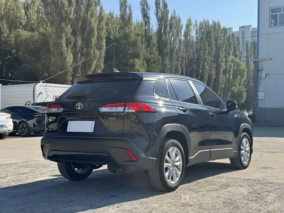 Toyota Corolla Sharp amplifier