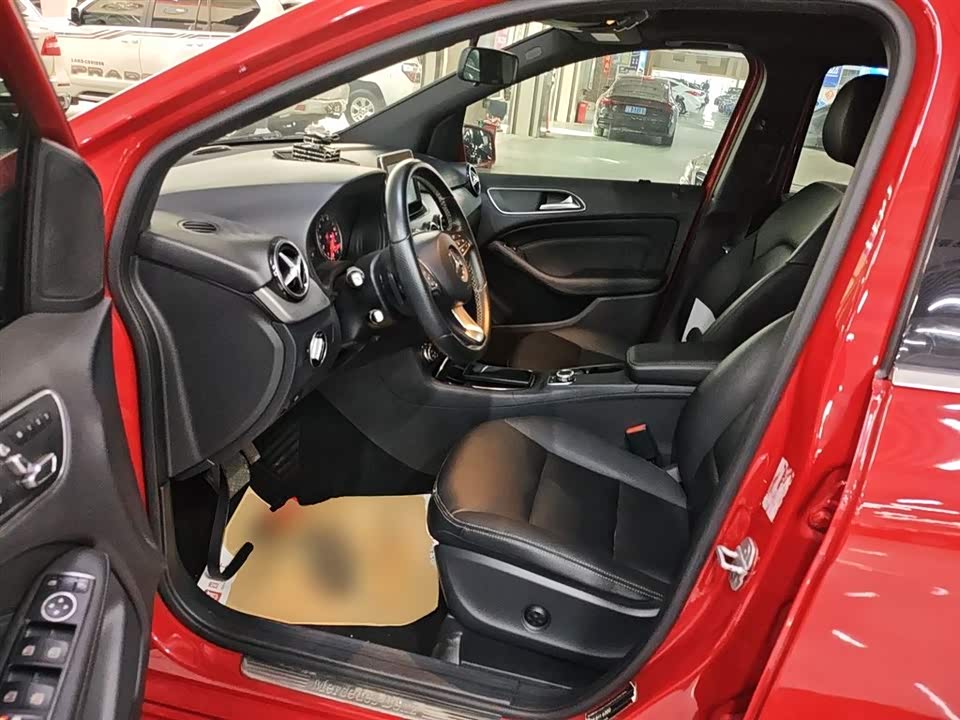 Mercedes-Benz Class B