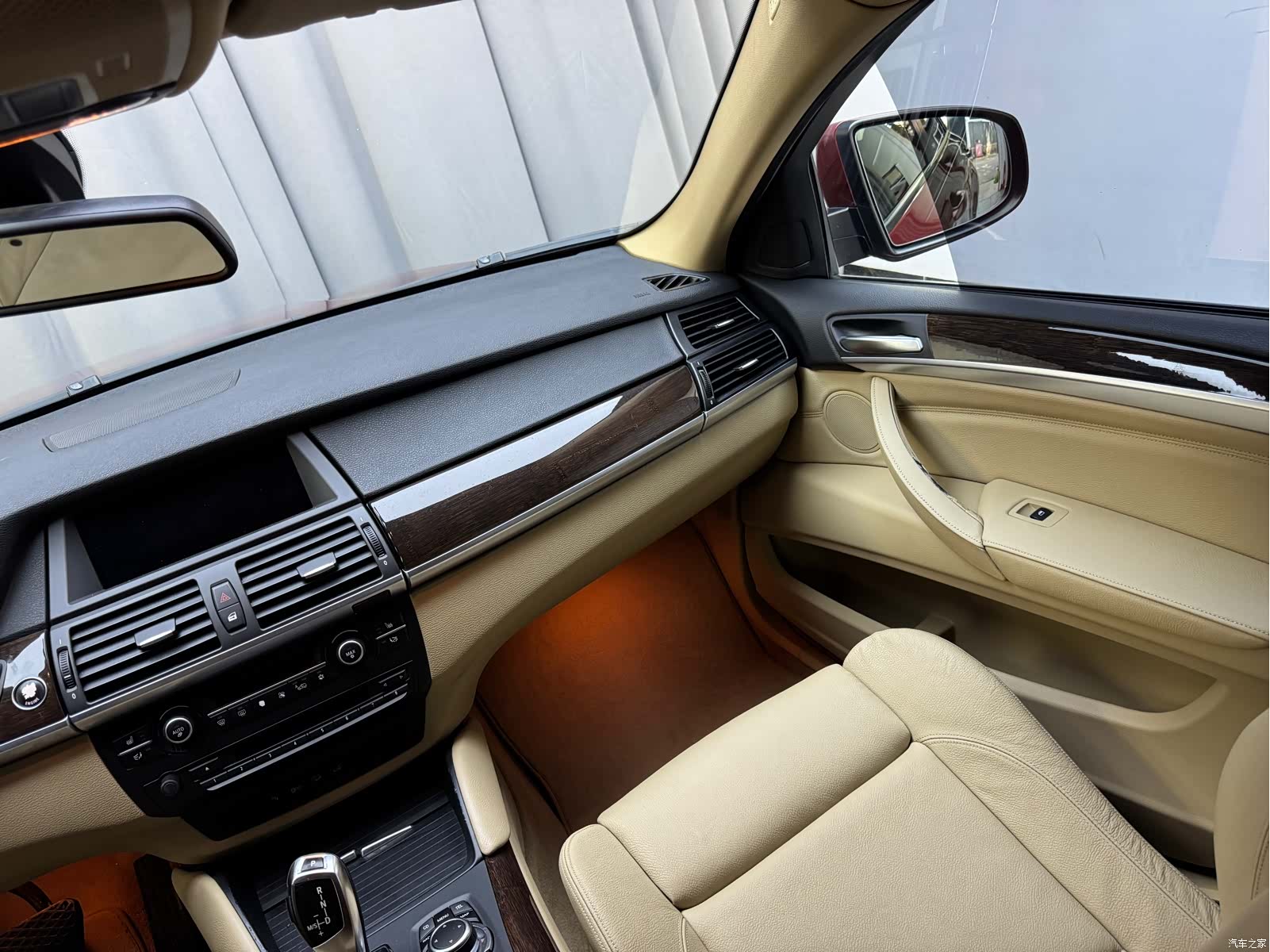BMW X6, 2011 10