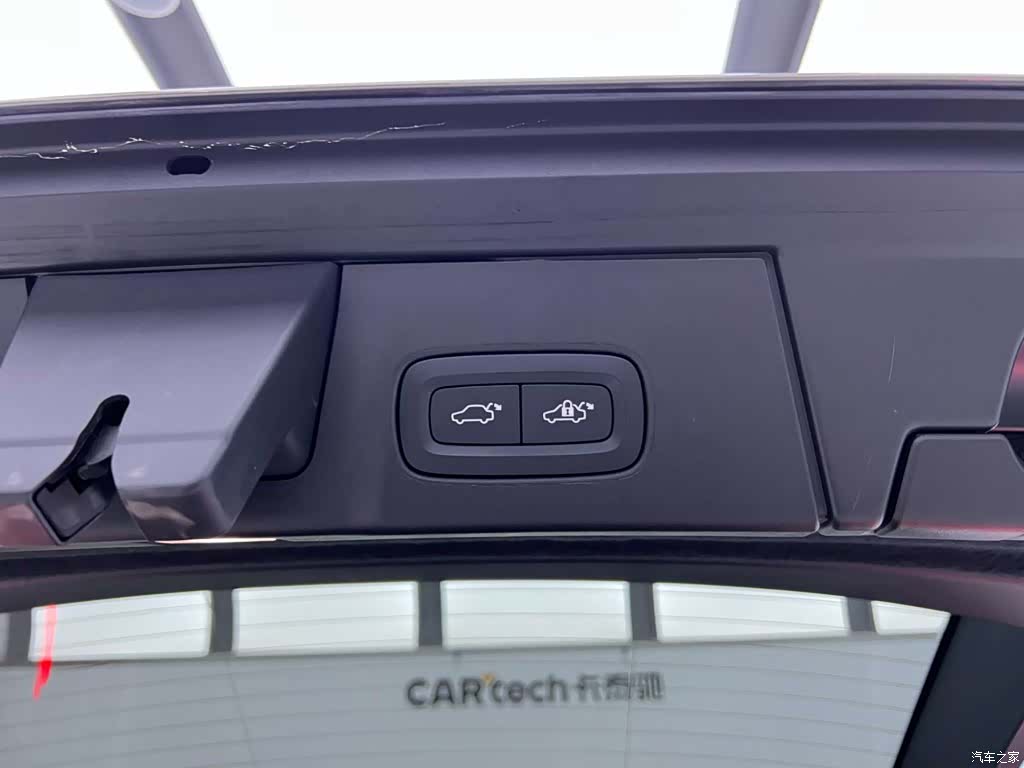 Volvo V90, 2023 27