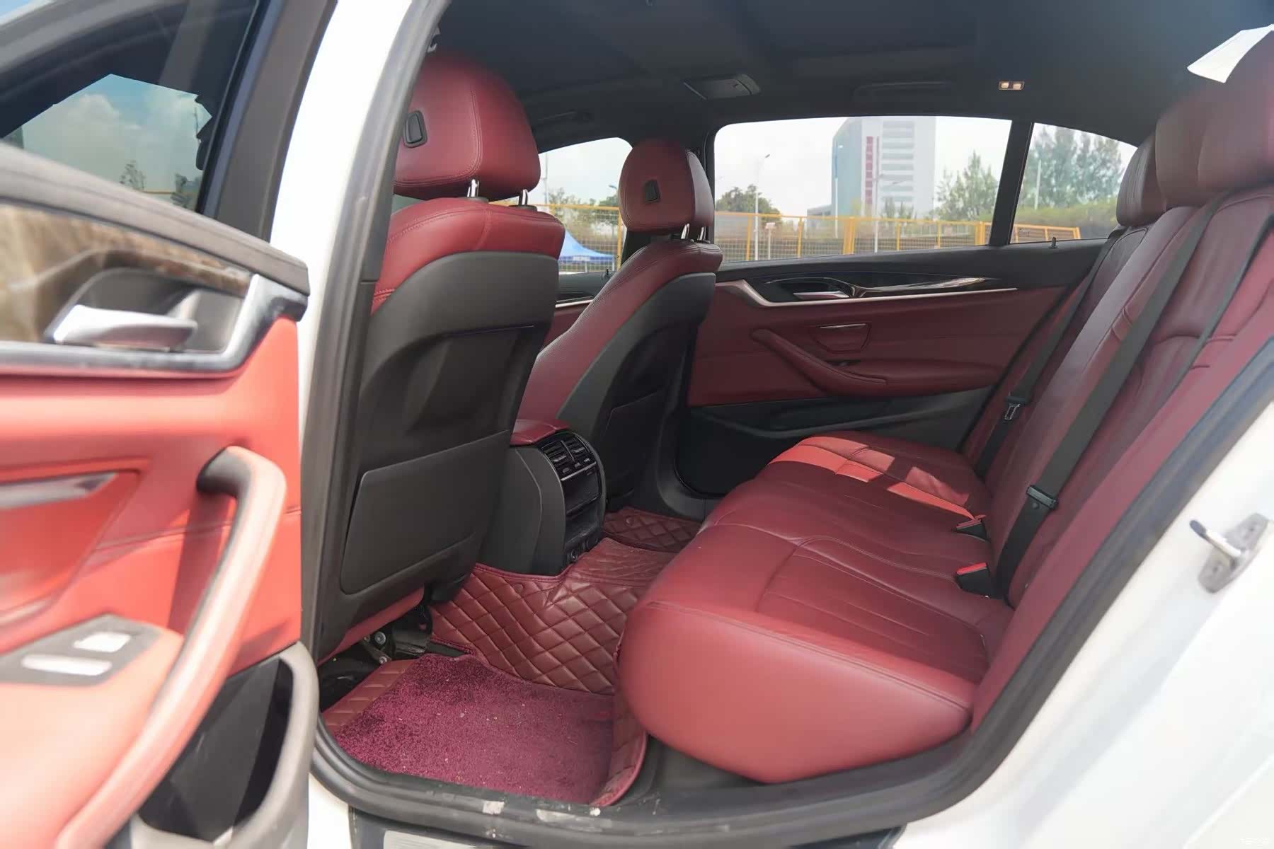 BMW 5 Series, 2018 10