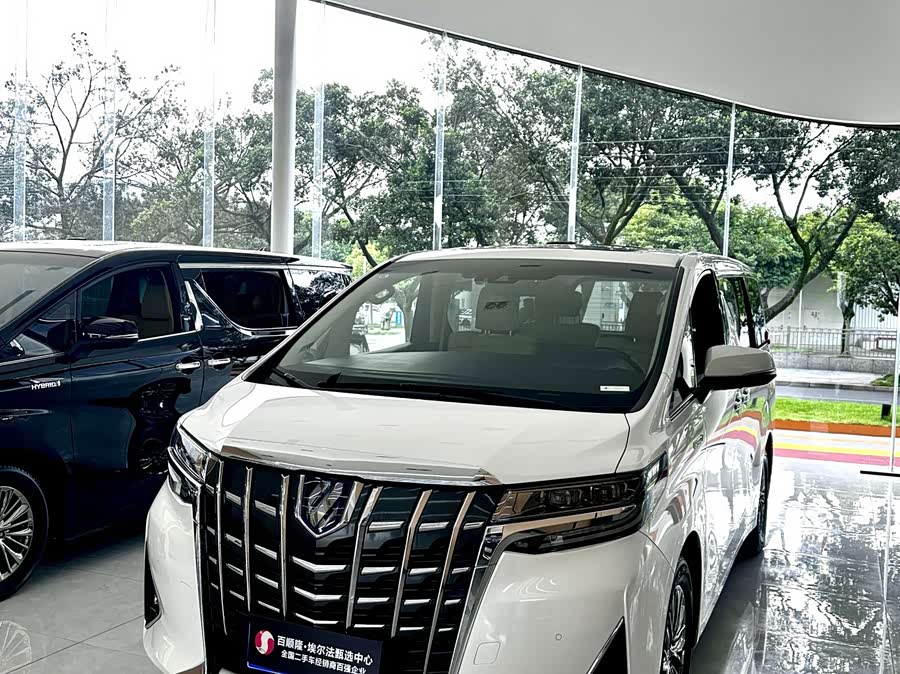 Toyota Alphard 2021, фото 2