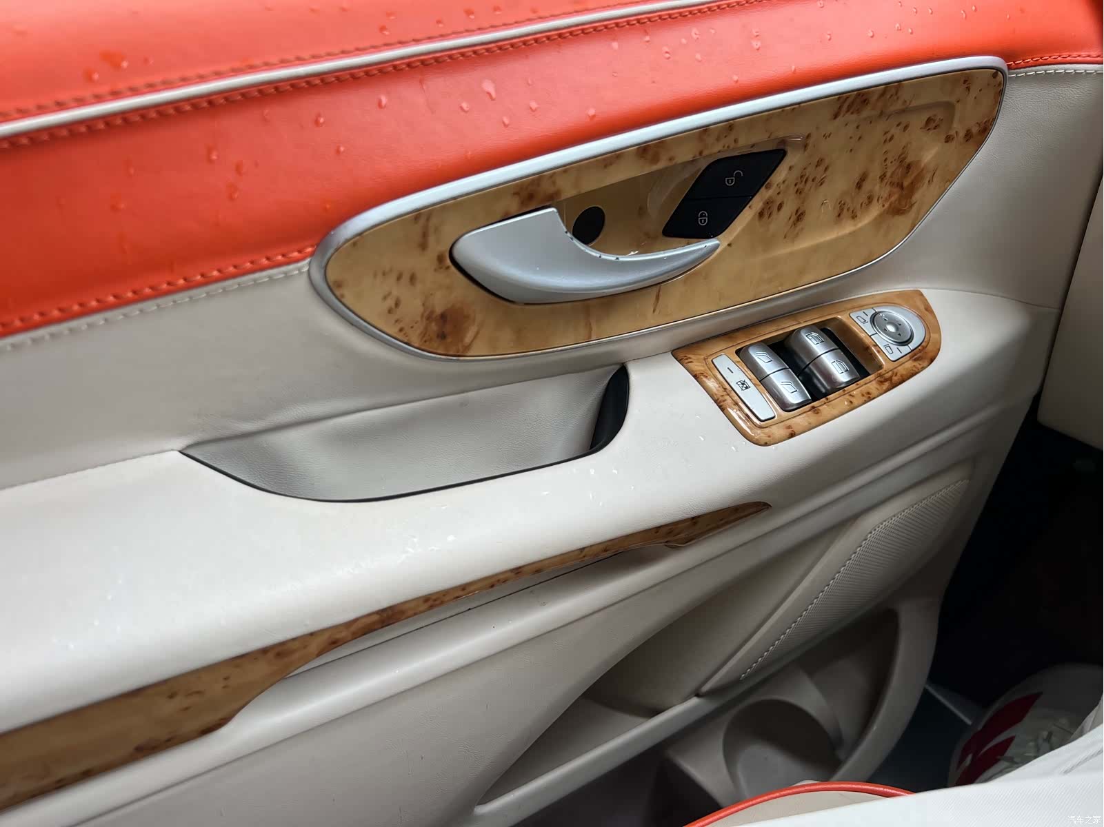 Mercedes-Benz 7, 2021 10