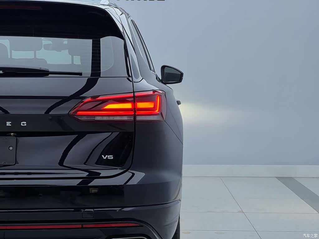 Volkswagen Touareg, 2019 11