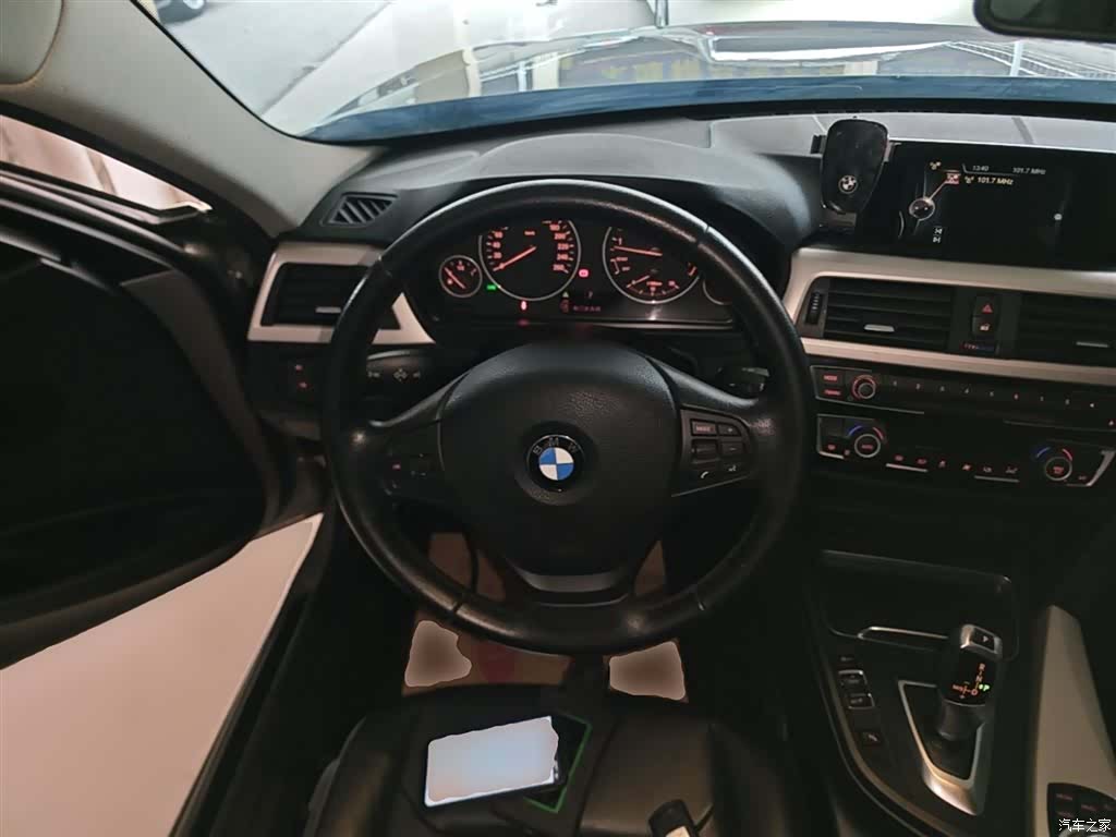 BMW 3 Series, 2016 11