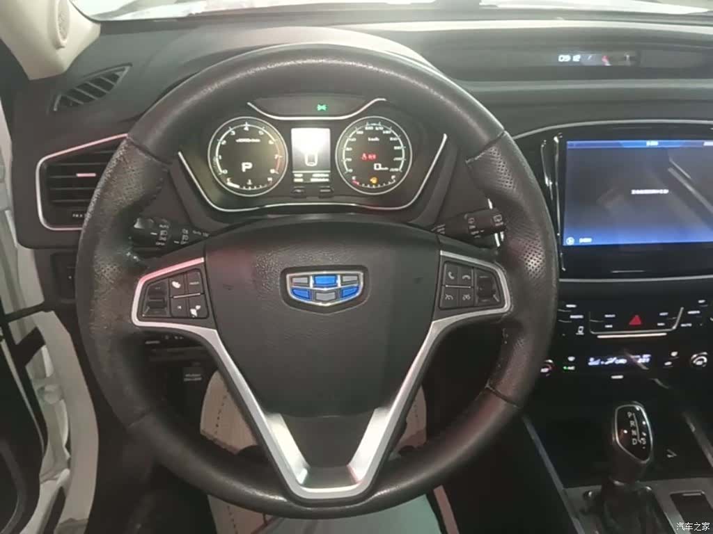Geely X6, 2017 11