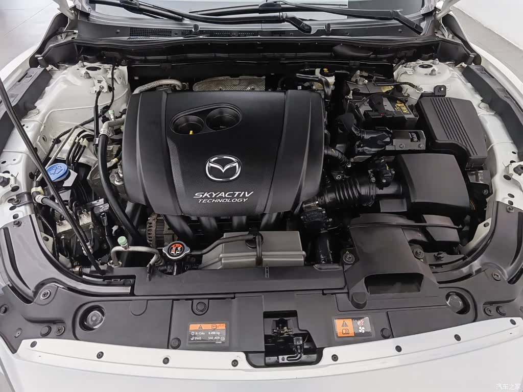 Mazda Atenza, 2018 6