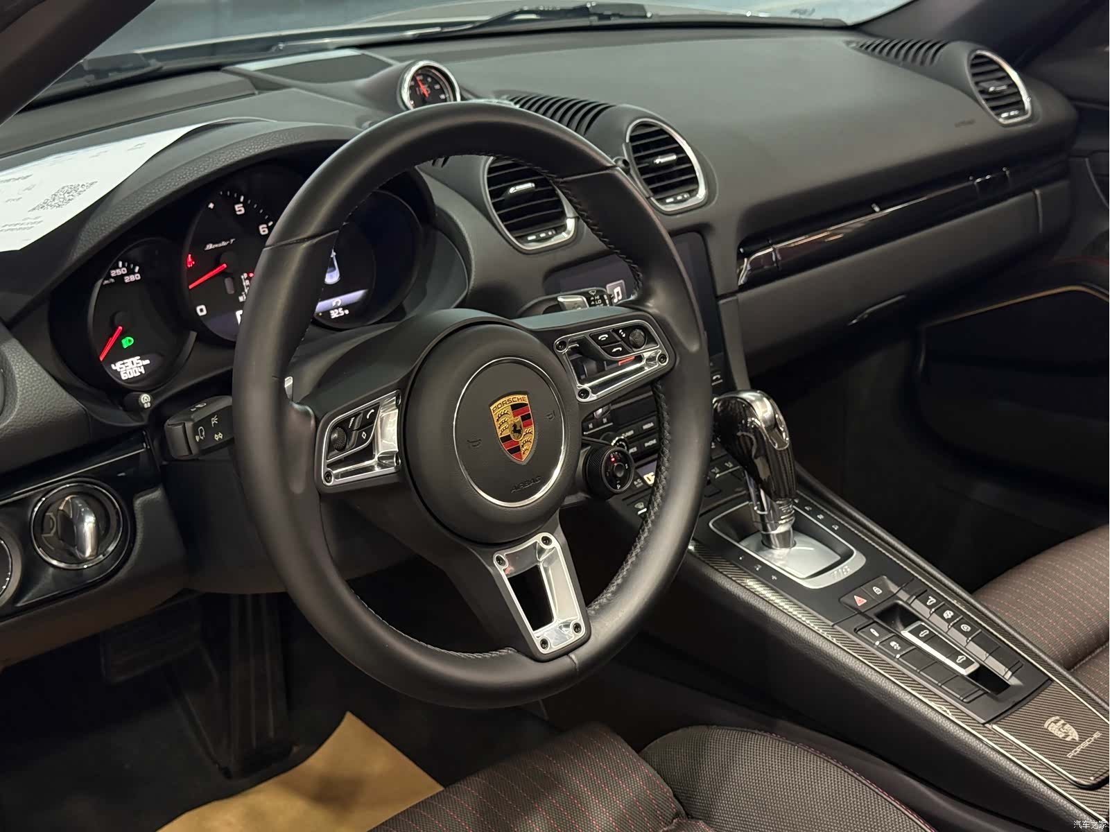 Porsche Boxster, 2021 11