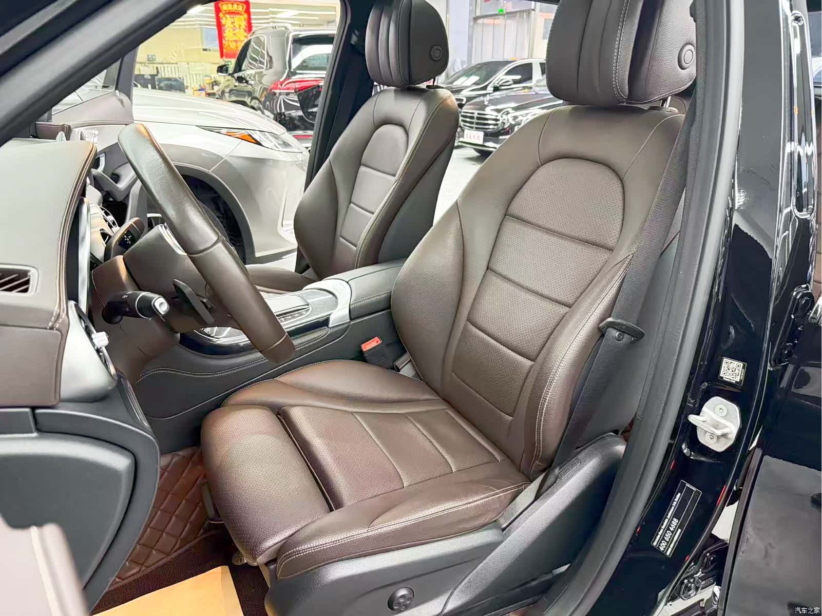 Mercedes-Benz GLC, 2022 14