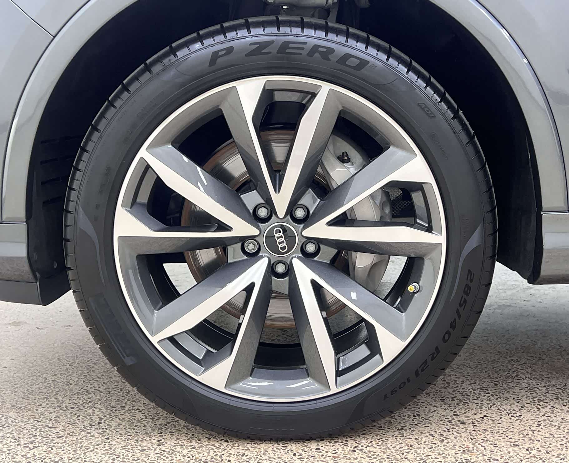 Audi Q7, 2021 9
