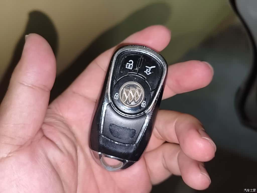 Buick Envision Plus, 2015 9