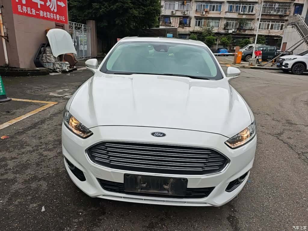 Ford Mondeo, 2016 3
