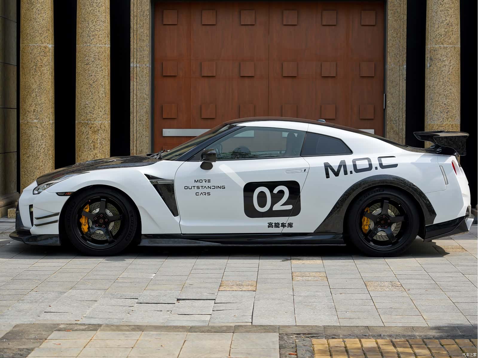 Nissan GT-R, 2012 4