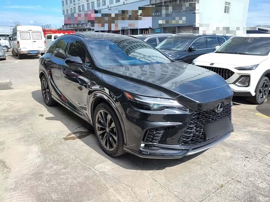 Lexus RX, 2024 4