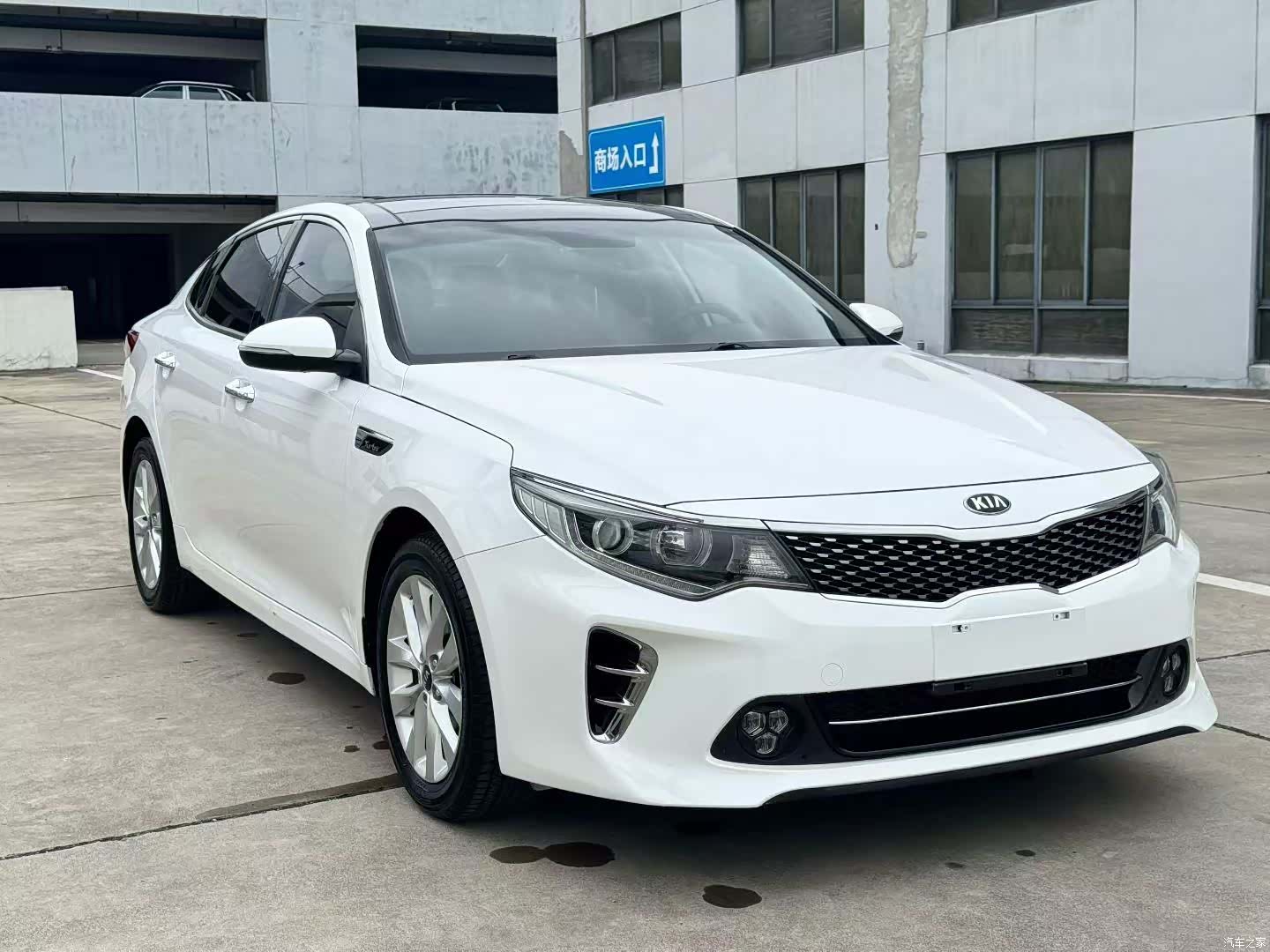 Kia K5, 2016 2