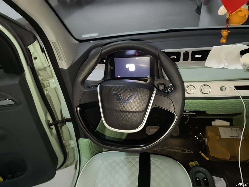 Wuling MINIEV, 2022 6
