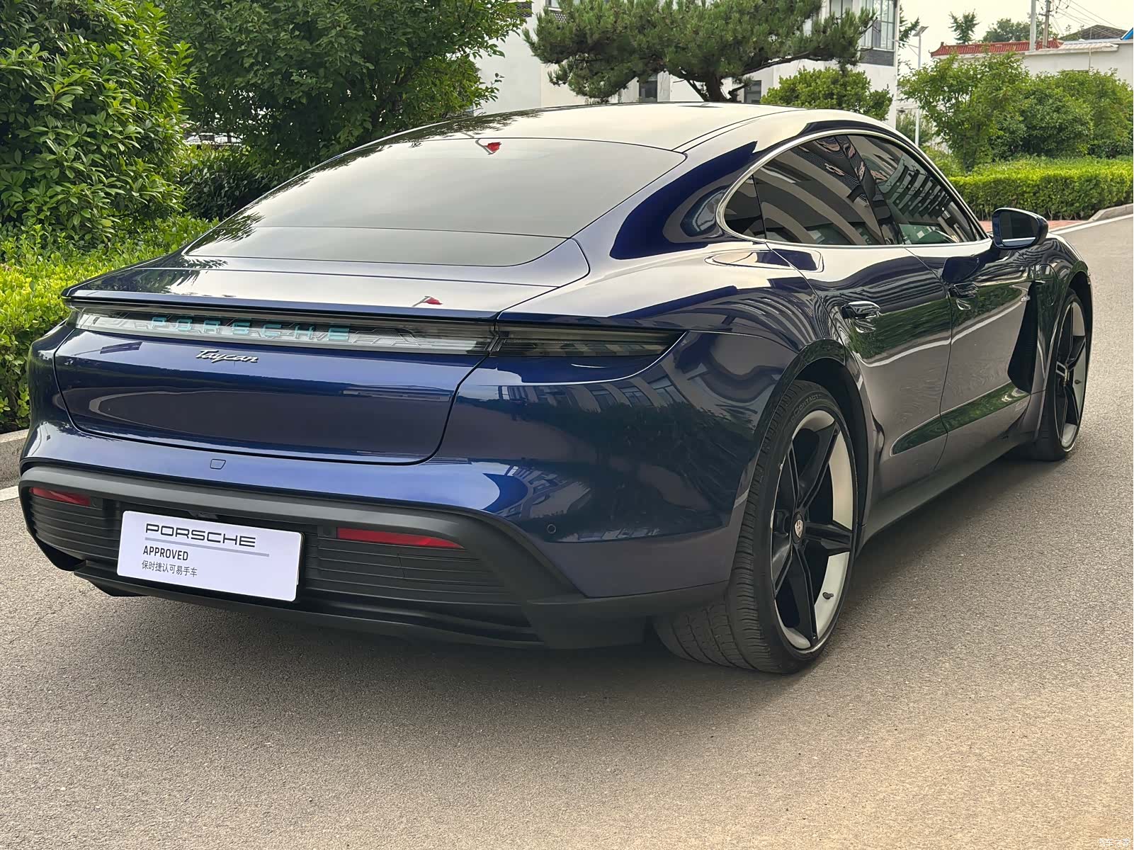 Porsche Taycan, 2022 4