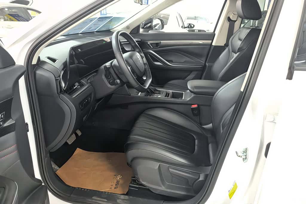 Bestune T55, 2022 9