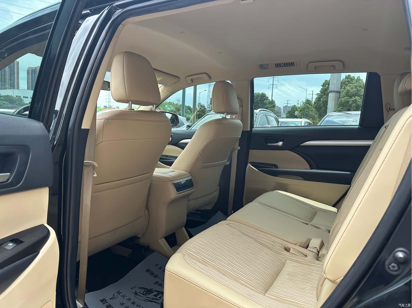 Toyota Highlander, 2021 11