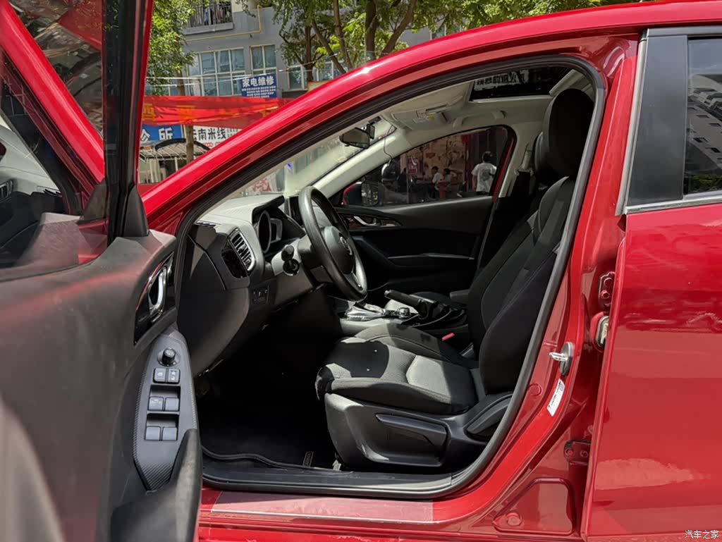 Mazda Mazda3, 2016 14