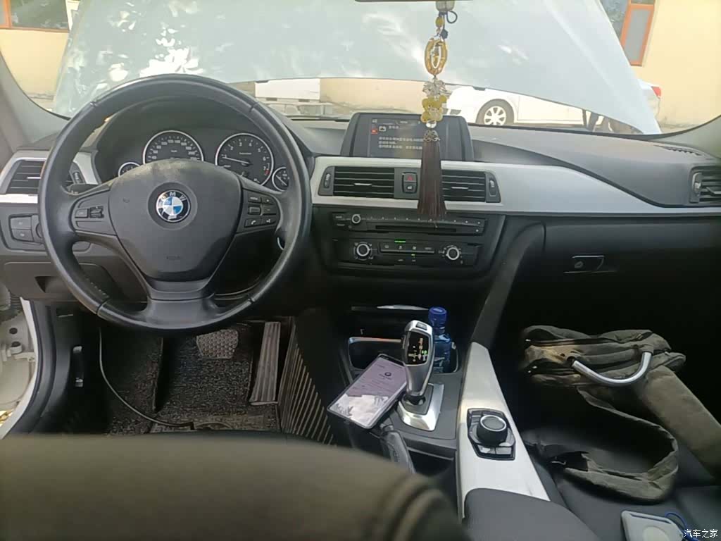 BMW 3 Series, 2015 10