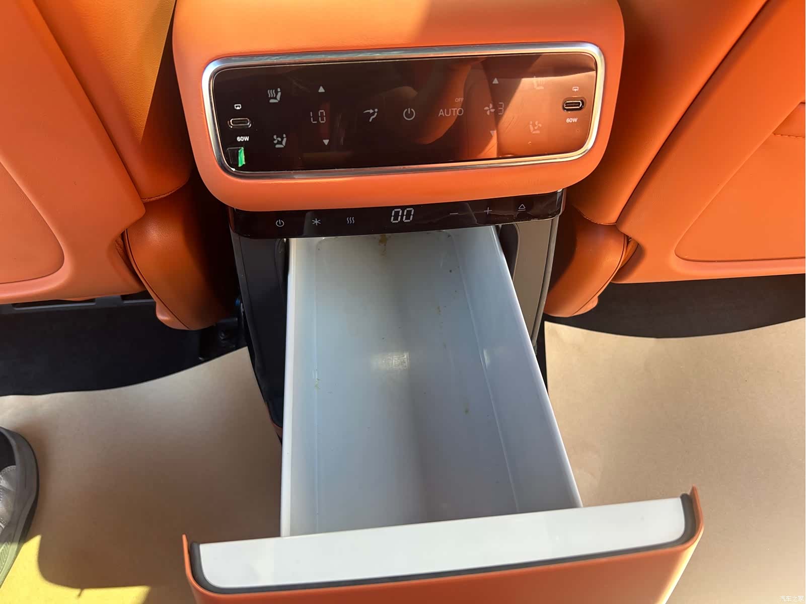 Li Auto L8, 2025 12