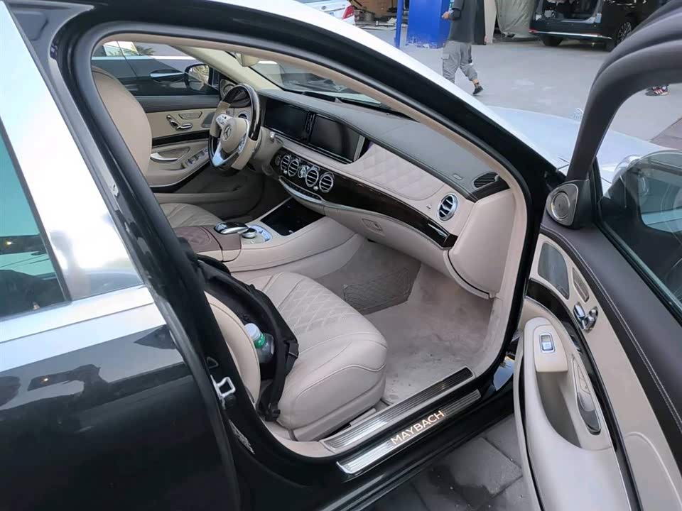 Mercedes-Benz Maybach S-class