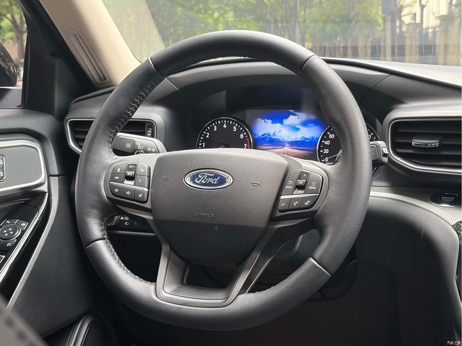Ford Explorer, 2022 23