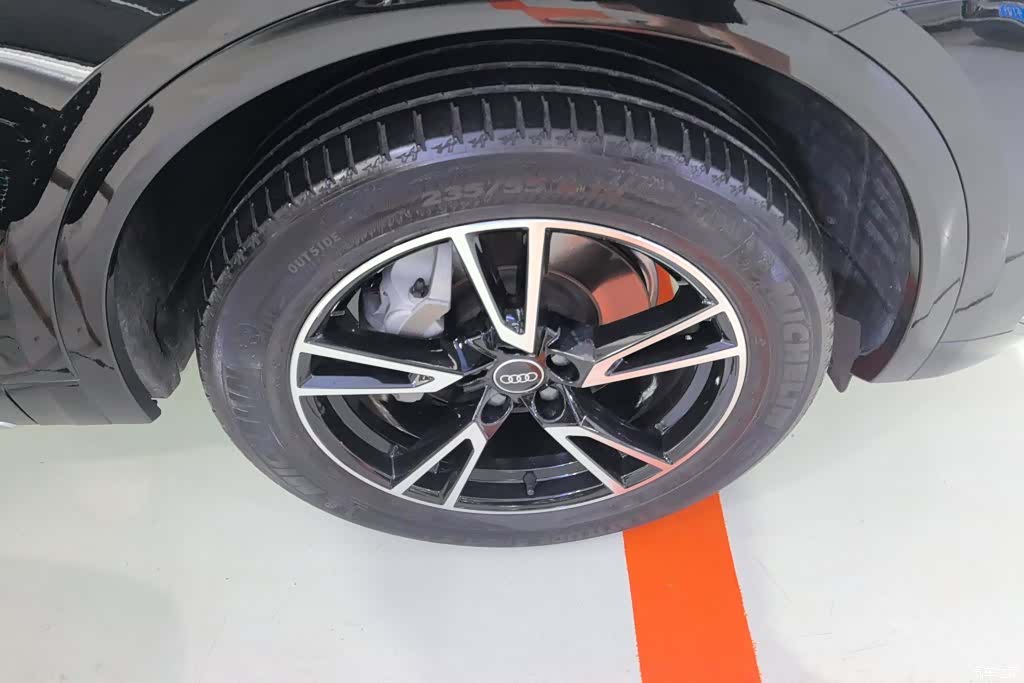 Audi Q5L, 2022 6
