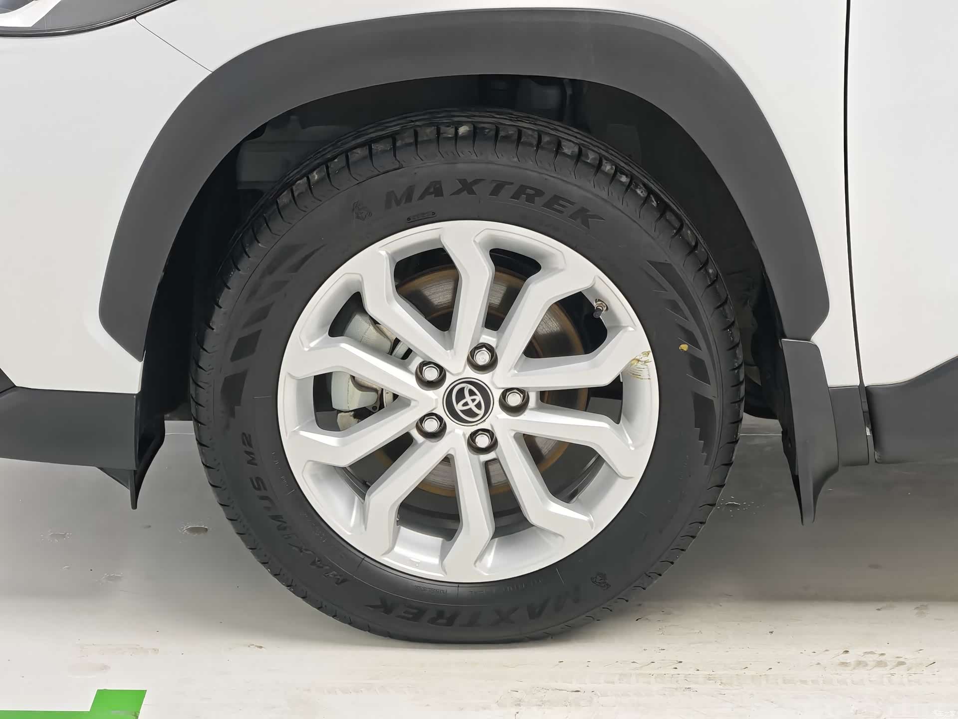 Toyota Frontlander, 2023 8