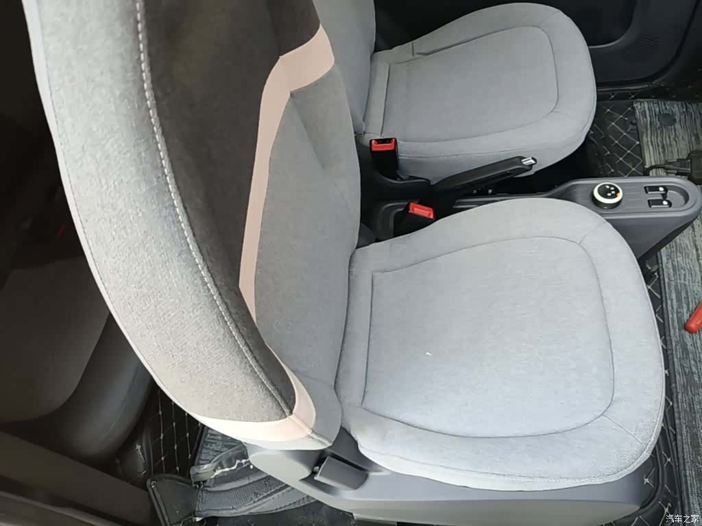 Wuling MINIEV, 2021 25