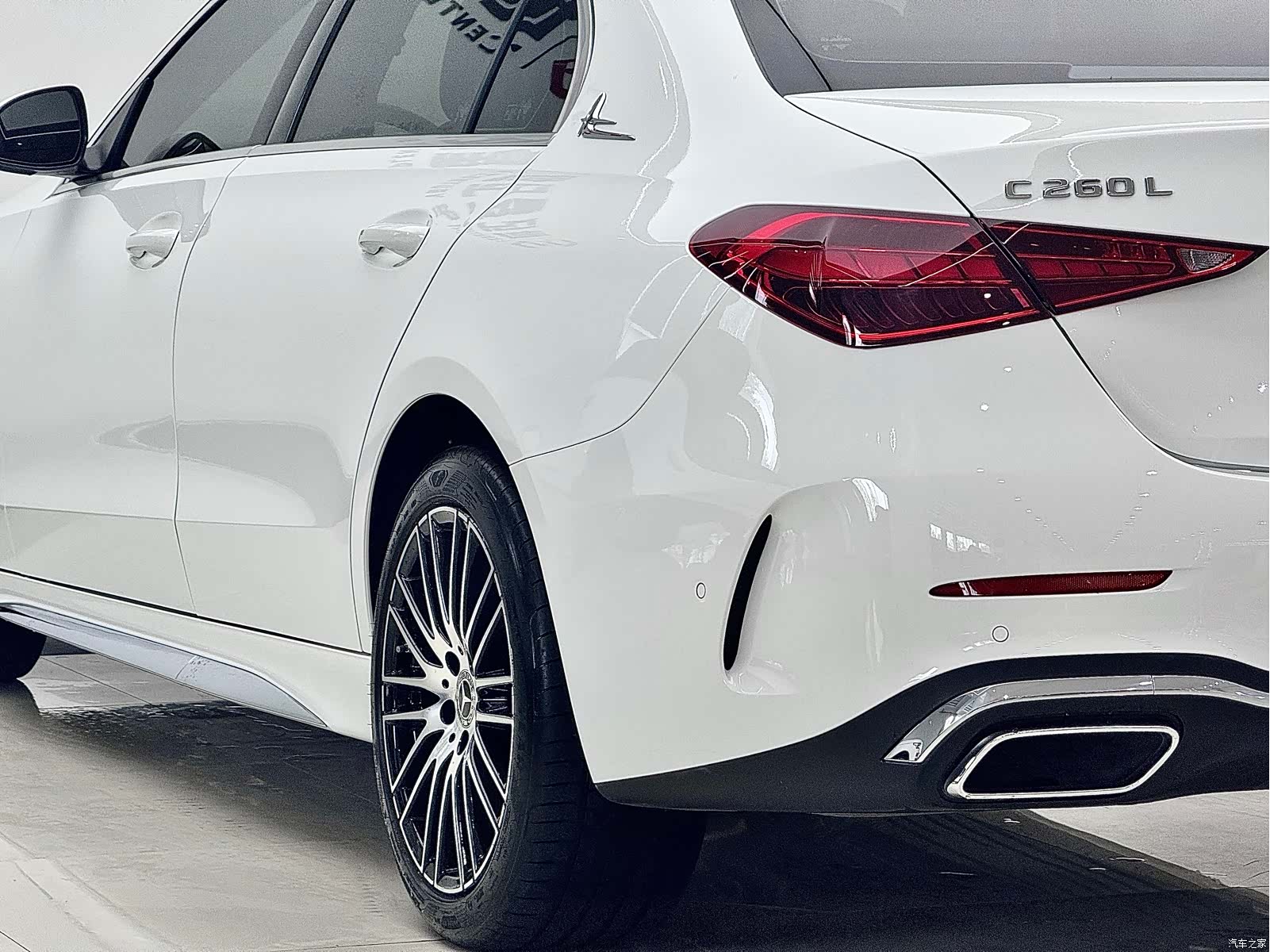 Mercedes-Benz C-Class, 2024 8