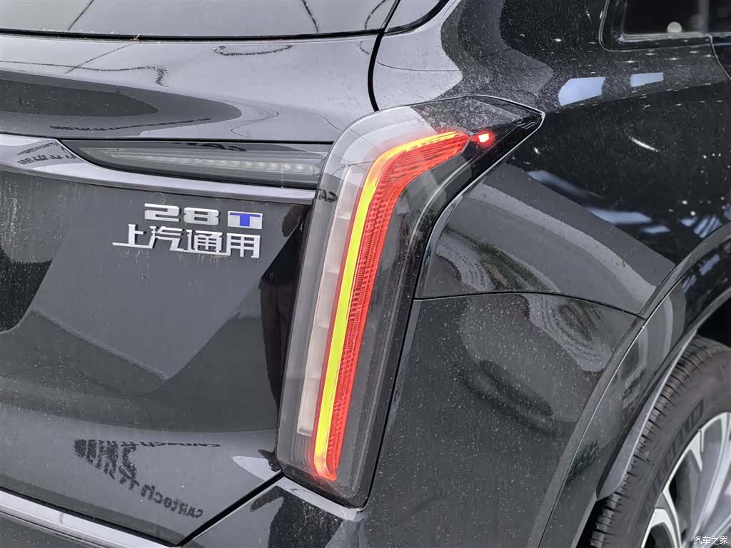 Cadillac XT5, 2025 11